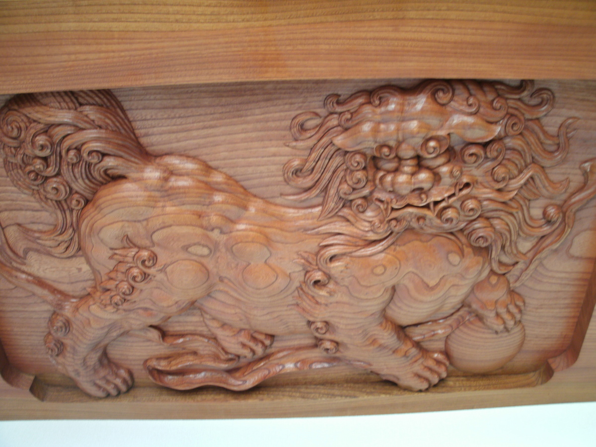 欅材　神棚　獅子（彫刻入り）